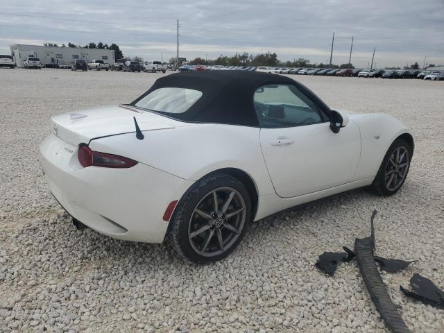 Image 3 of 2021 MAZDA MX-5 MIATA GRAND TOURING 2021 with VIN JM1NDAD79M0454633