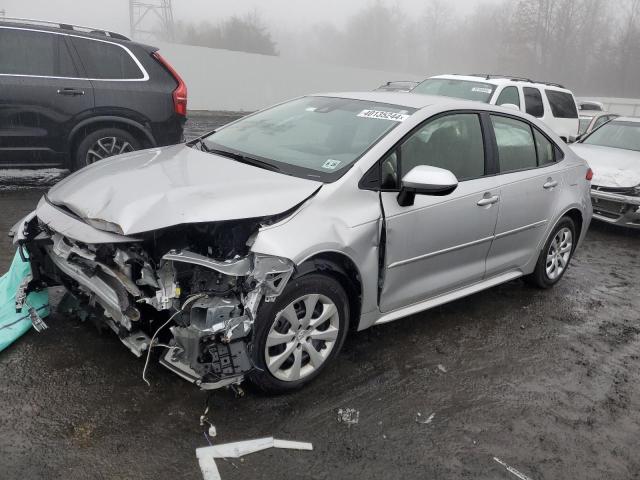 Image 1 of 2022 TOYOTA COROLLA LE 2022 with VIN JTDEPMAE4NJ196853