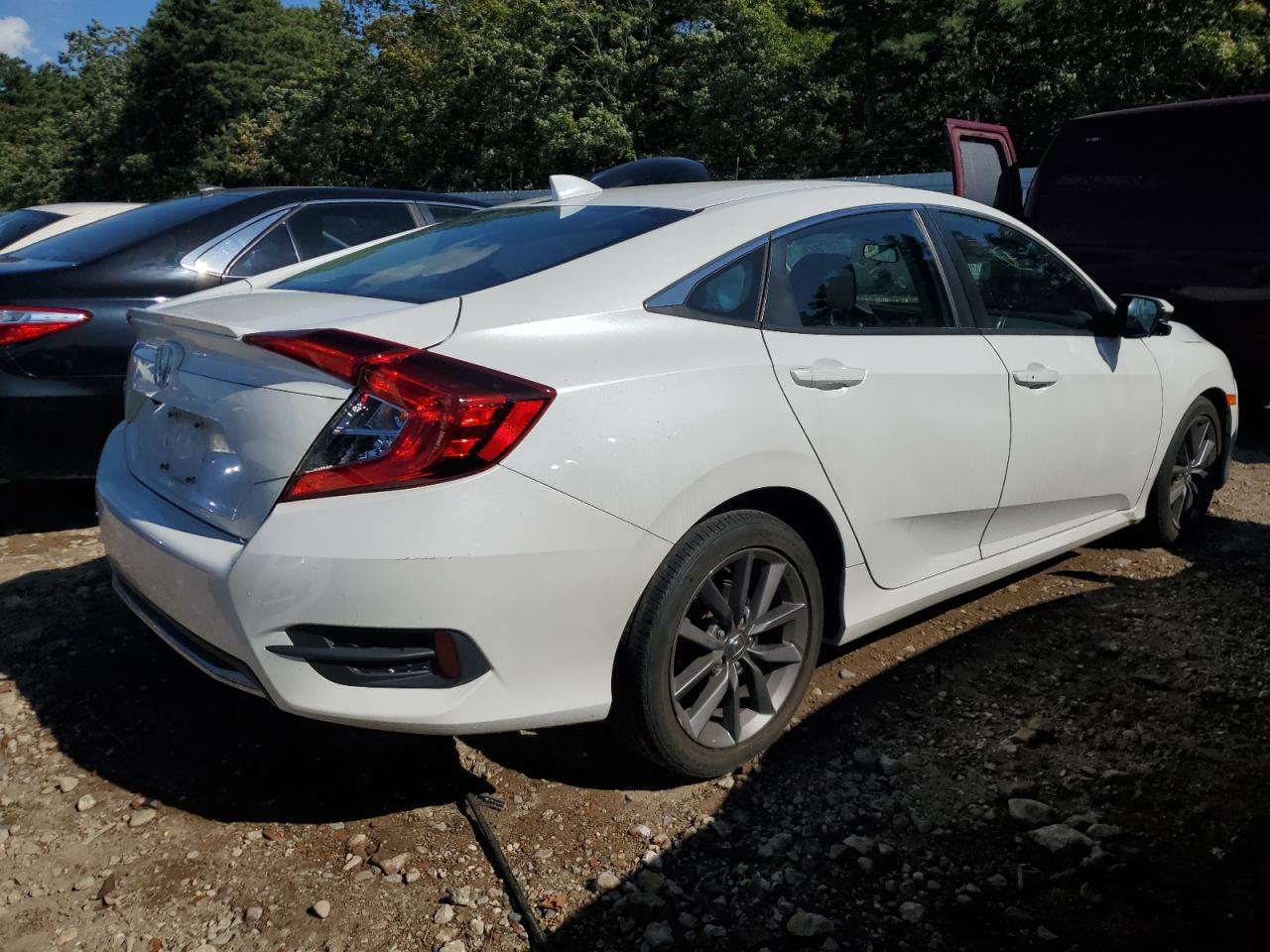 Image 3 of 2020 HONDA CIVIC EX 2020 with VIN 19XFC1F39LE221472