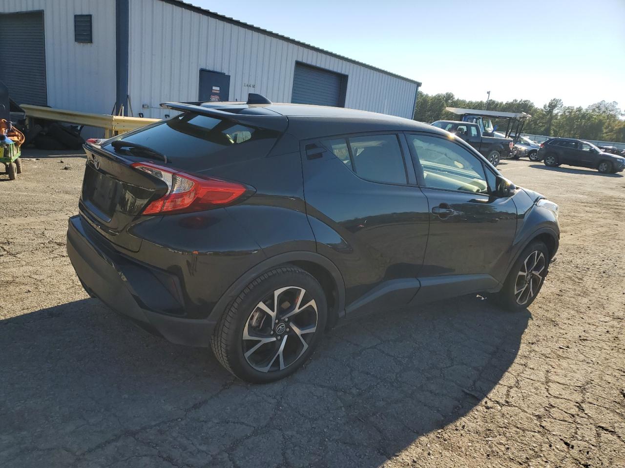 Obraz 3 z 2019 TOYOTA C-HR XLE 2019 z VIN JTNKHMBX9K1036071