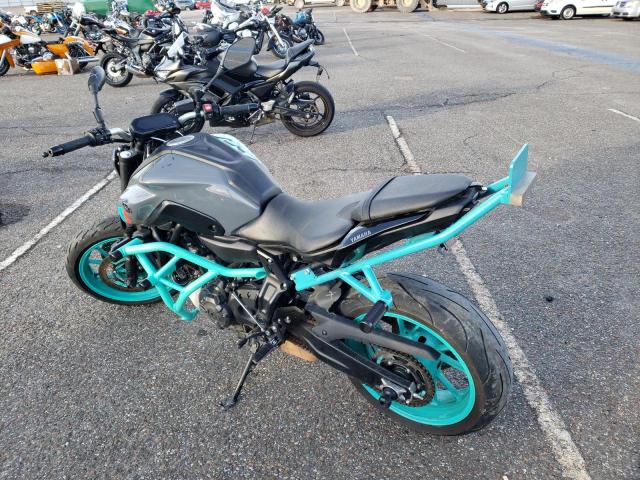 Obraz 3 z 2022 YAMAHA MT07 2022 z VIN JYARM32E8NA004221