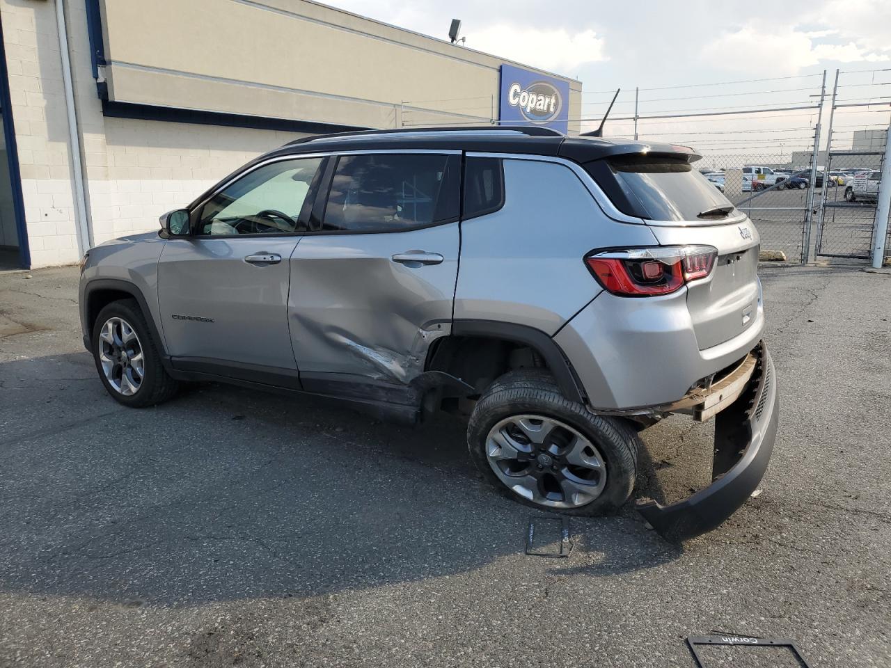 Image 2 of 2020 JEEP COMPASS LIMITED 2020 with VIN 3C4NJCCB1LT108071