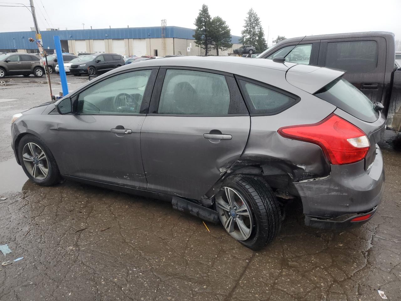 Image 2 of 2012 FORD FOCUS SE 2012 with VIN 1FAHP3K22CL465726