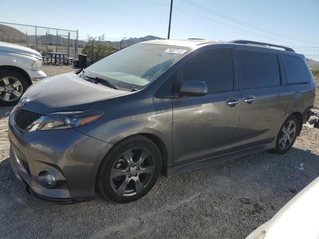 Image 1 of 2017 TOYOTA SIENNA SE 2017 with VIN 5TDXZ3DC4HS779129