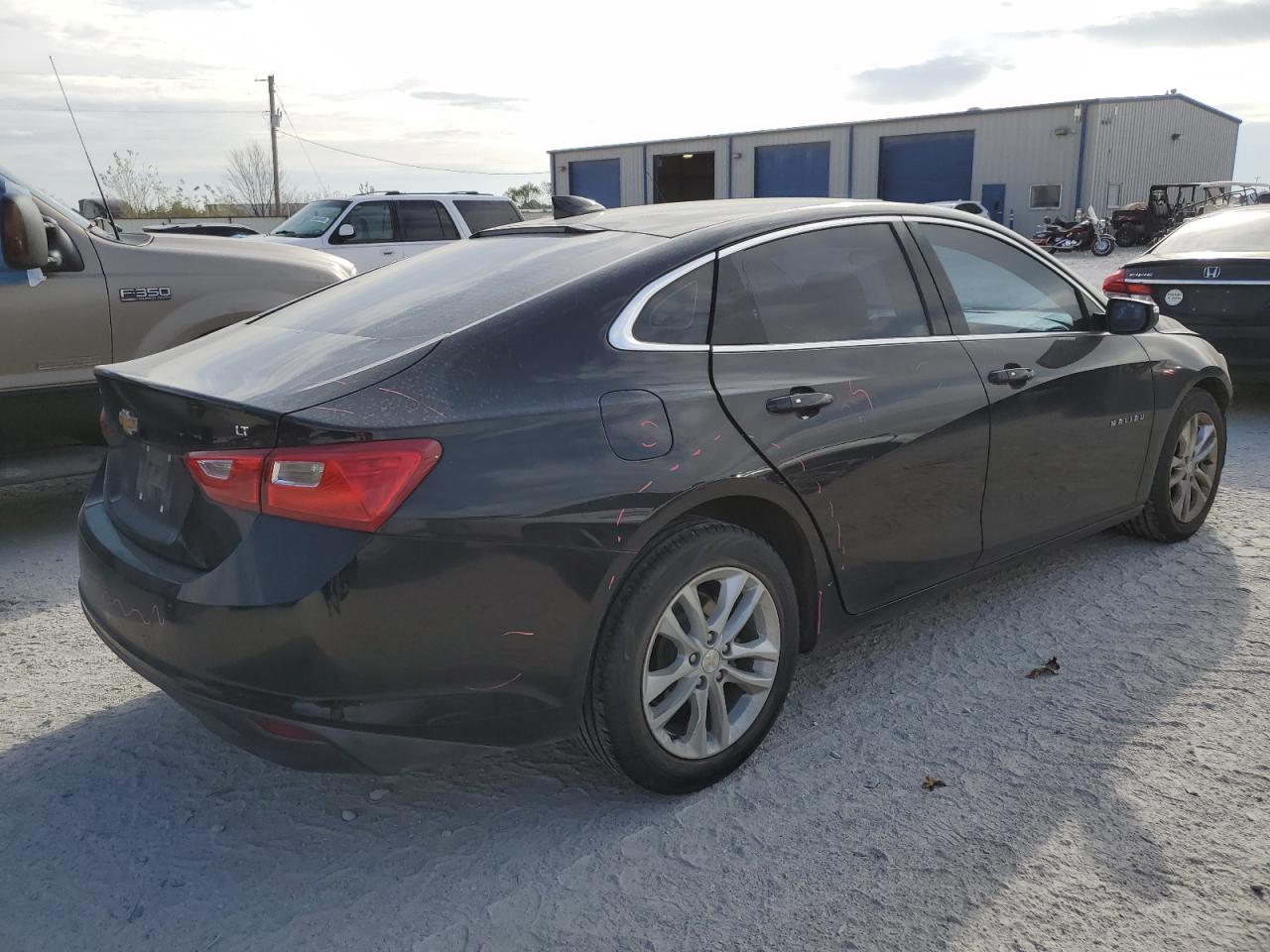 Obraz 3 z 2018 CHEVROLET MALIBU LT 2018 z VIN 1G1ZD5ST8JF273887