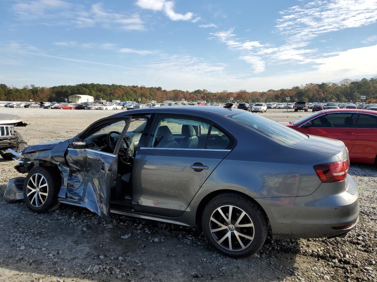 Image 2 of 2017 VOLKSWAGEN JETTA SE 2017 with VIN 3VWDB7AJ4HM394426