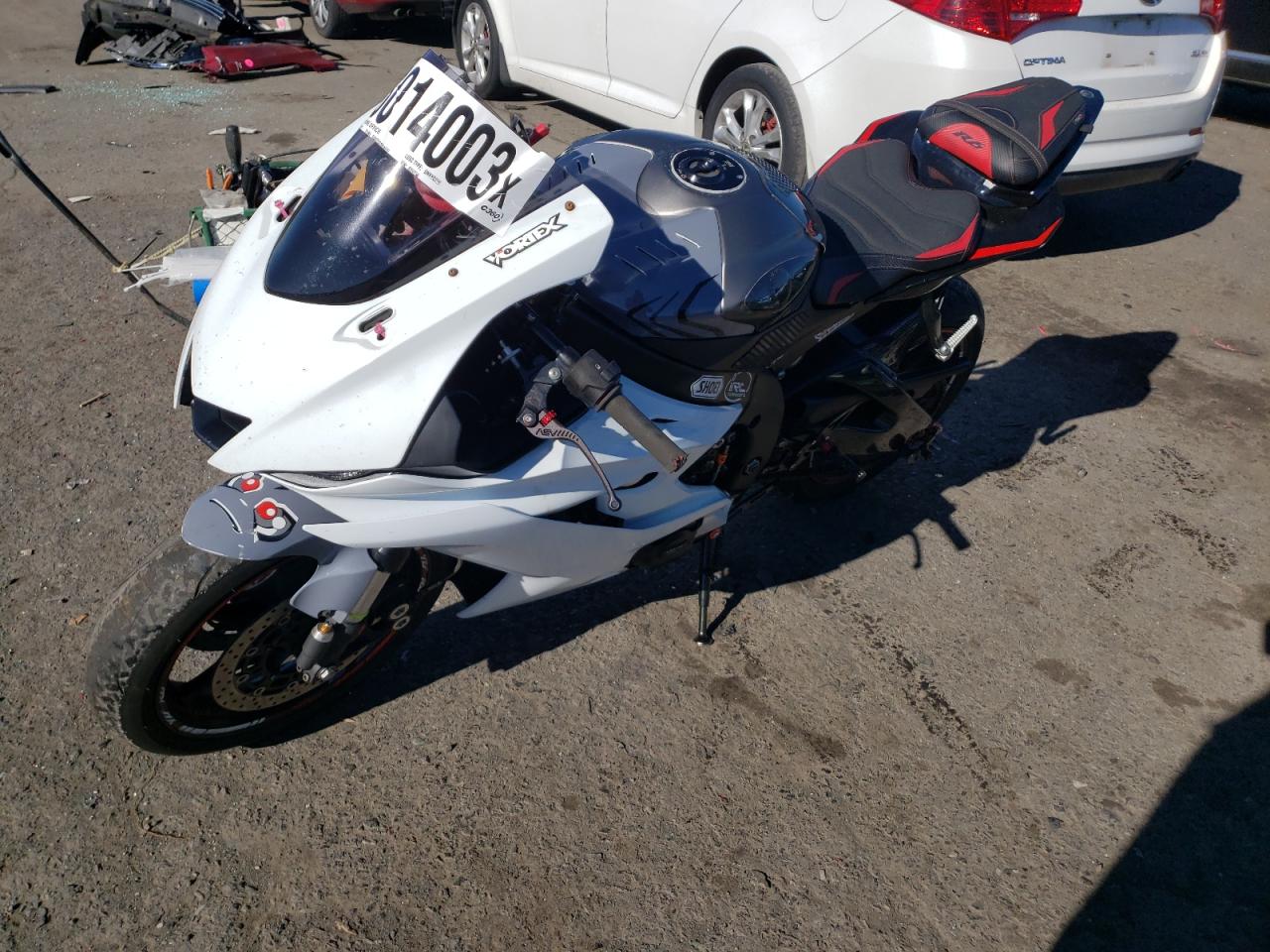 Изображение 2 2010 YAMAHA YZFR6  2010 с VIN JYARJ16EXAA019756