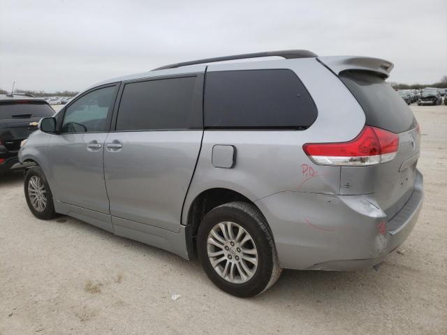 Obraz 2 z 2013 TOYOTA SIENNA XLE 2013 z VIN 5TDYK3DC6DS362694
