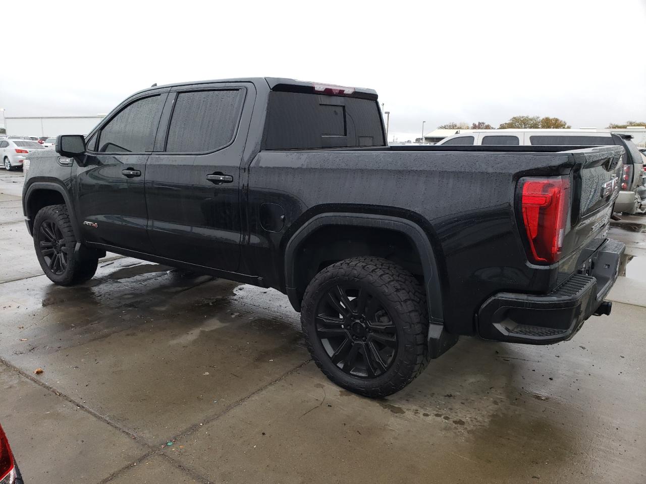 Image 2 of 2021 GMC SIERRA K1500 AT4 2021 with VIN 3GTP9EED9MG270018