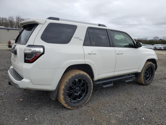 Image 3 of 2017 TOYOTA 4RUNNER SR5/SR5 PREMIUM 2017 with VIN JTEBU5JR8H5473405