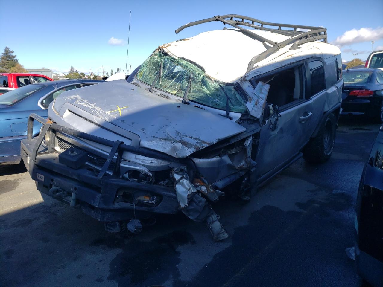 Image 2 of 2007 TOYOTA FJ CRUISER  2007 with VIN JTEBU11F770009404