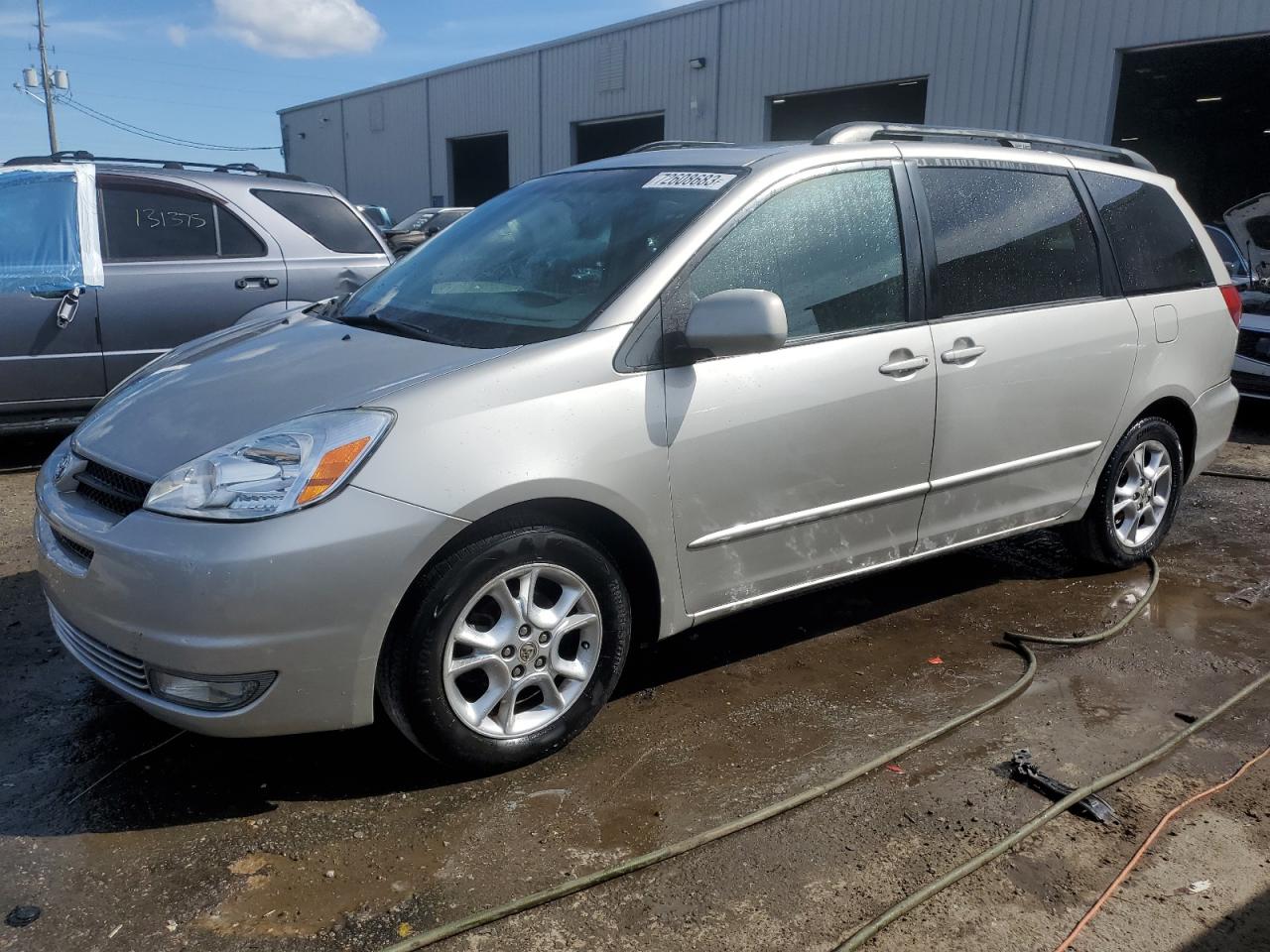 2005 TOYOTA SIENNA XLE 2005 image