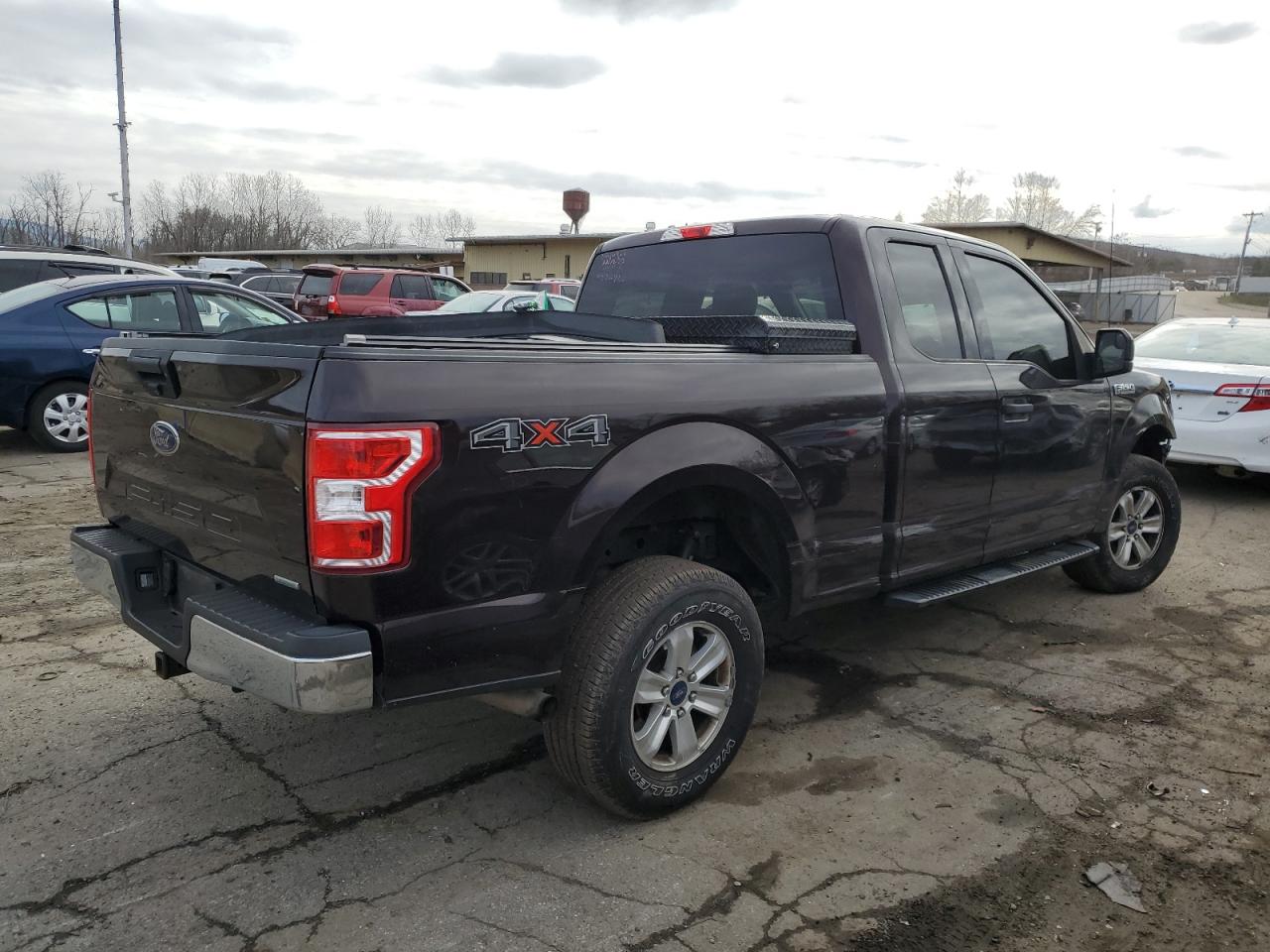 Image 3 of 2018 FORD F150 SUPER CAB 2018 with VIN 1FTEX1EP2JKD76878