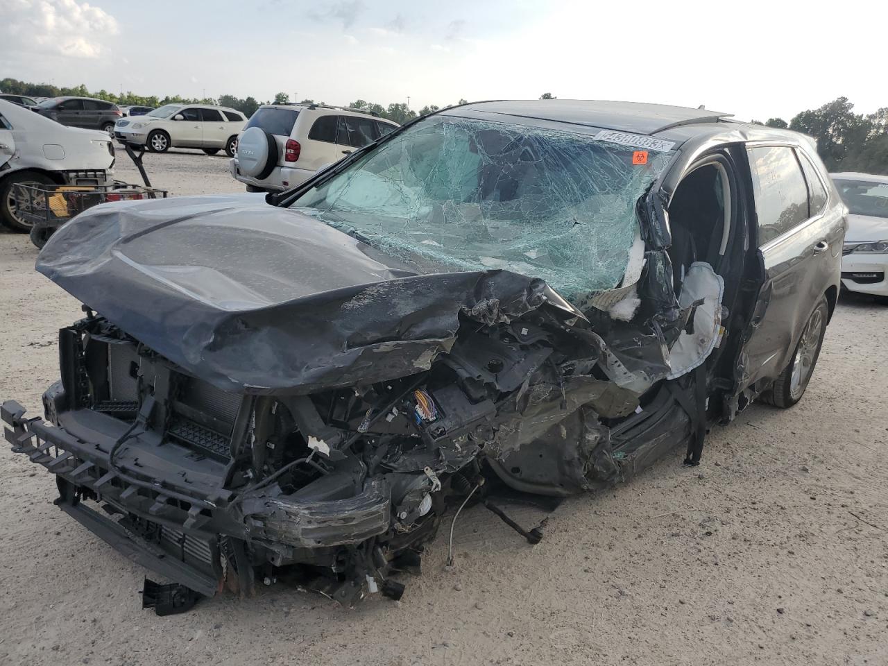 Image 1 of Ford Edge Titanium 2022 with VIN 2FMPK4K93NBA37623
