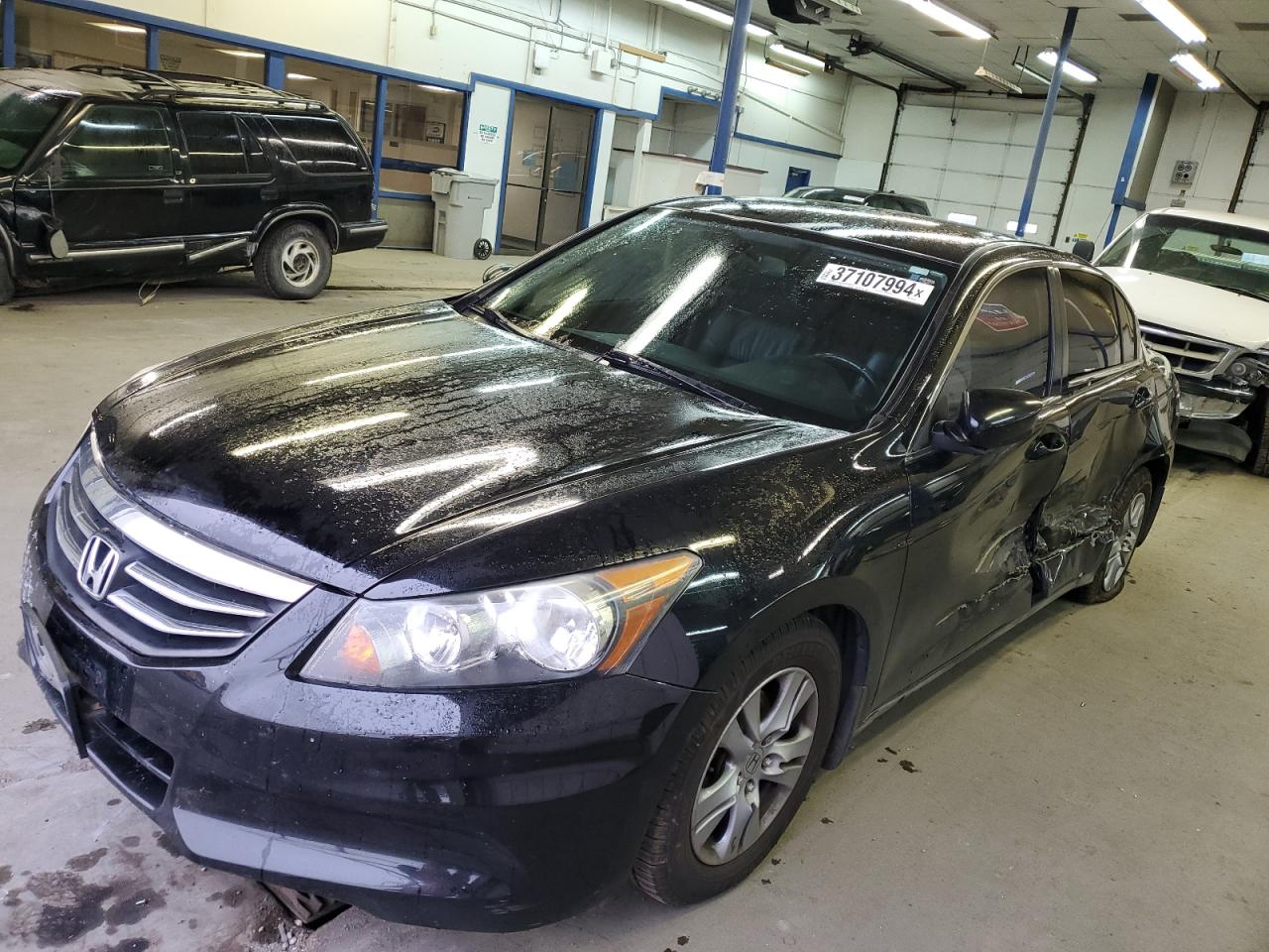 Image 1 of 2012 HONDA ACCORD SE 2012 with VIN 1HGCP2F68CA097464