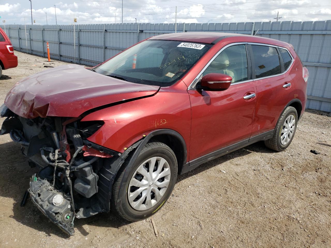 Изображение 1 2015 NISSAN ROGUE S 2015 с VIN 5N1AT2MT2FC812978