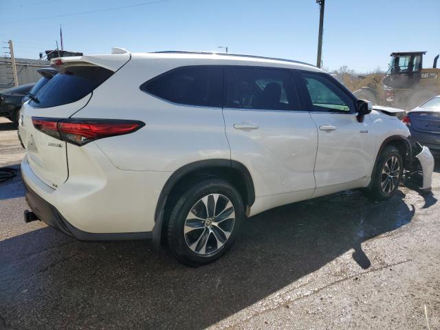 Image 3 of 2021 TOYOTA HIGHLANDER HYBRID XLE 2021 with VIN 5TDGBRCH3MS515012