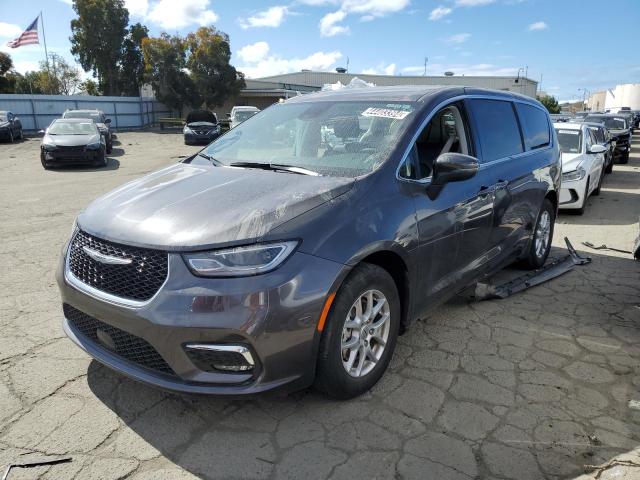 Image 1 of 2023 CHRYSLER PACIFICA TOURING L 2023 with VIN 2C4RC1BG3PR527092