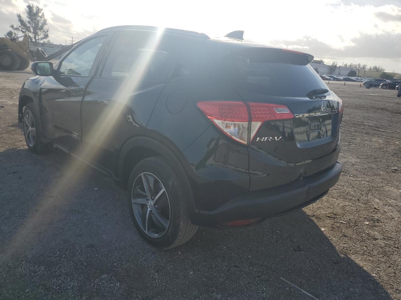 Изображение 2 2022 HONDA HR-V EX 2022 с VIN 3CZRU6H55NM767999