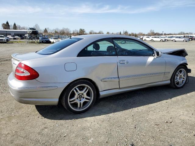 Obraz 3 z 2004 MERCEDES-BENZ CLK 55 AMG 2004 z VIN WDBTJ76H54F080302