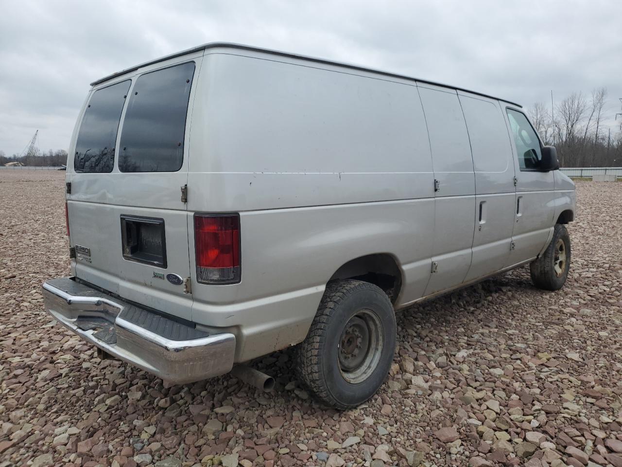 Image 3 of 2012 FORD ECONOLINE E250 VAN 2012 with VIN 1FTNE2EL3CDB23231