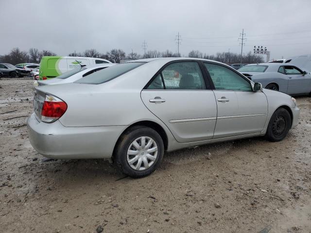Obraz 3 z 2005 TOYOTA CAMRY LE 2005 z VIN 4T1BE32K75U420845