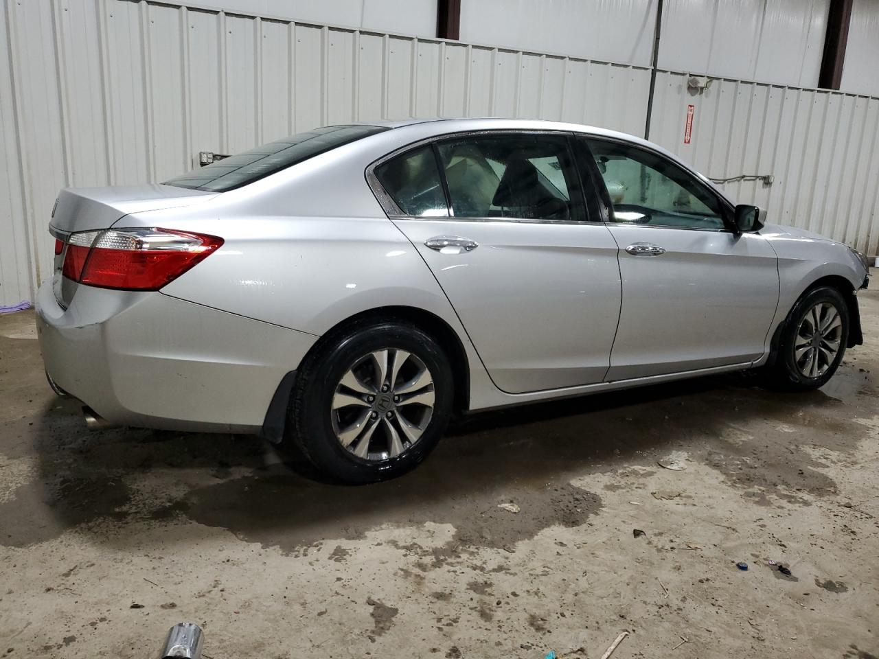 Изображение 3 2015 HONDA ACCORD LX 2015 с VIN 1HGCR2F3XFA004660