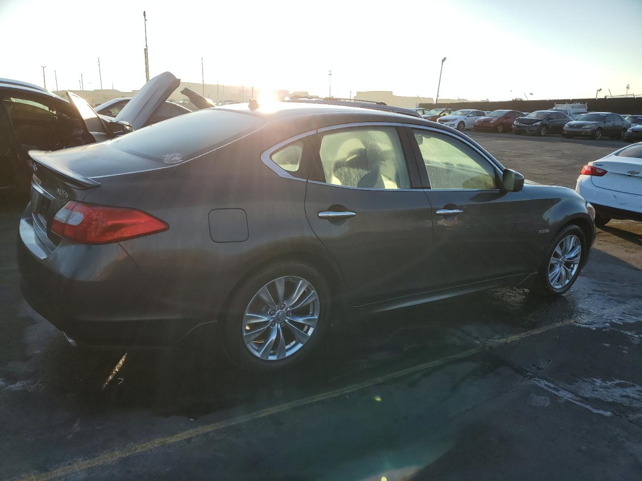 Изображение 3 2012 INFINITI M35H 2012 с VIN JN1EY1AP8CM910947