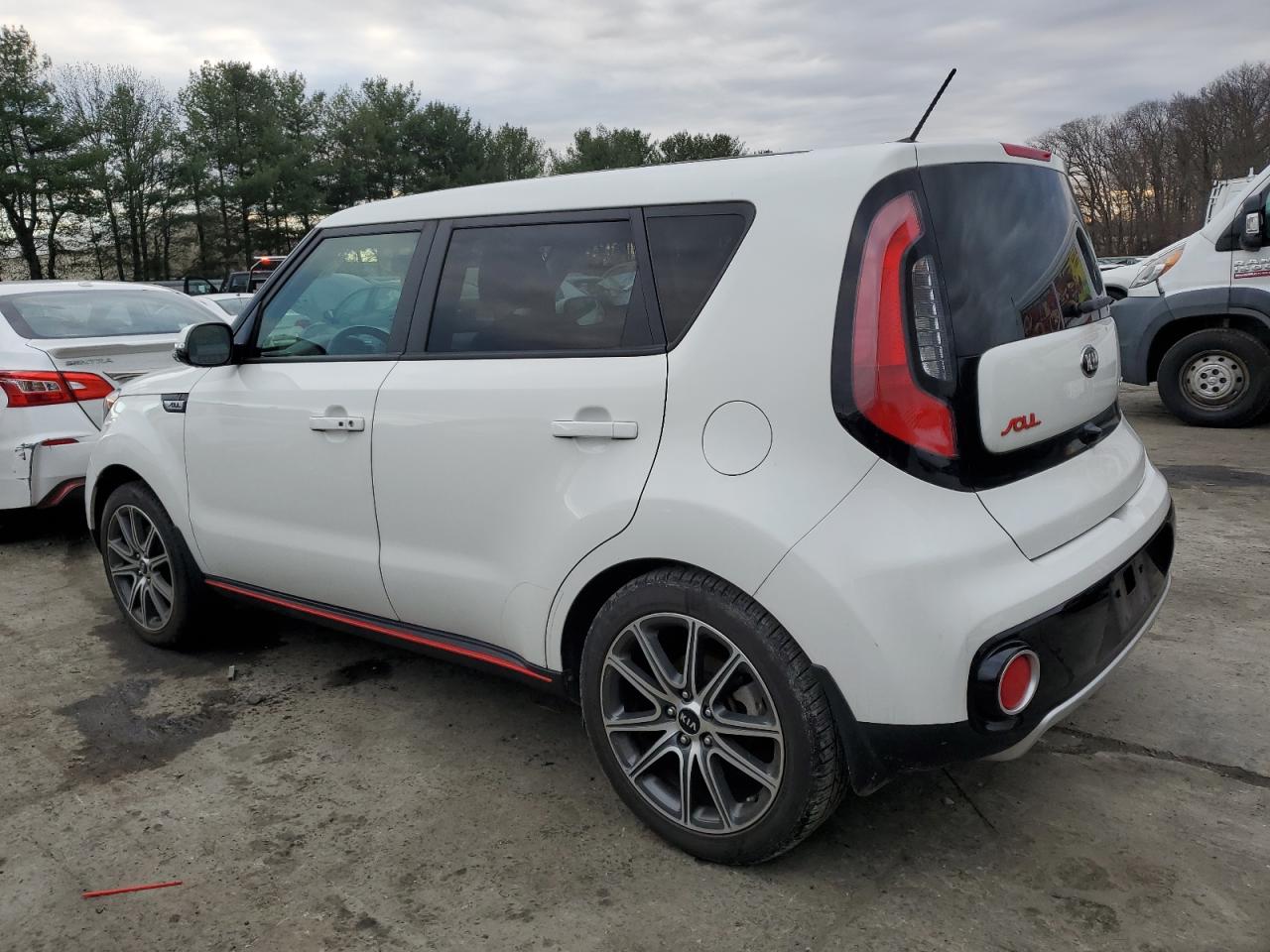 Изображение 2 2019 KIA SOUL ! 2019 с VIN KNDJX3AA6K7628809