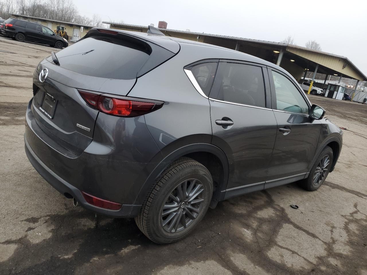 Image 3 of 2021 MAZDA CX-5 TOURING 2021 with VIN JM3KFBCM8M0493375