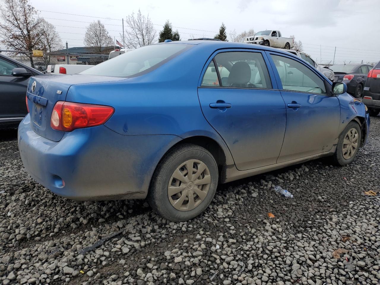 Obraz 3 z 2010 TOYOTA COROLLA BASE 2010 z VIN 1NXBU4EE0AZ221564