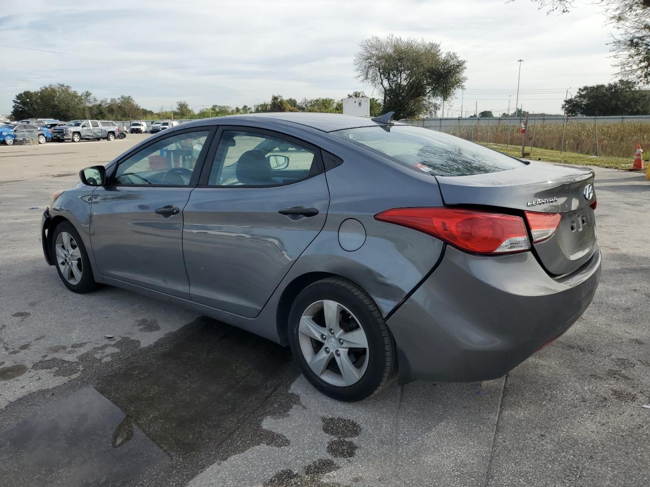 Obraz 2 z 2012 HYUNDAI ELANTRA GLS 2012 z VIN 5NPDH4AE6CH118072