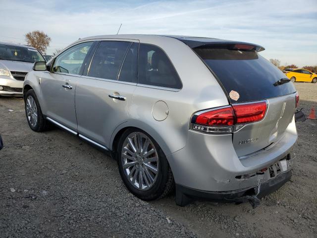 Obraz 2 z 2011 Lincoln MKX 2011 z VIN 2LMDJ6JK9BBJ27610