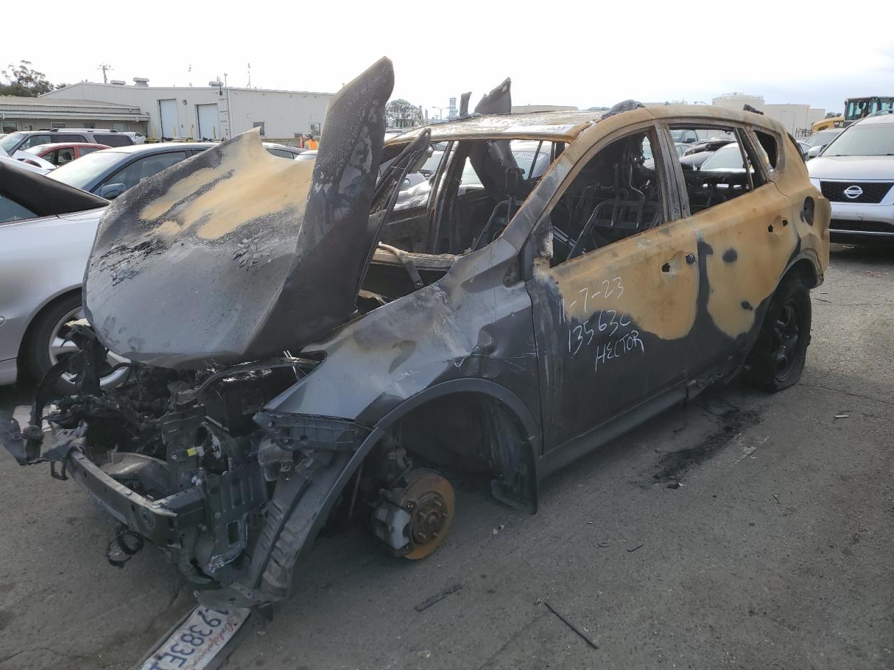 Image 1 of 2014 TOYOTA RAV4 LE 2014 with VIN JTMBFREV3EJ004335