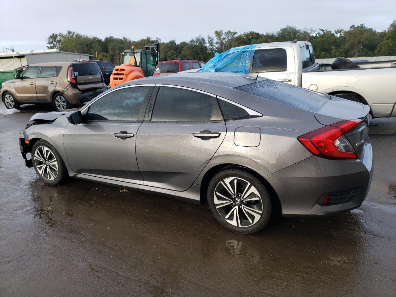Image 2 of 2018 HONDA CIVIC EX 2018 with VIN JHMFC1F34JX006562