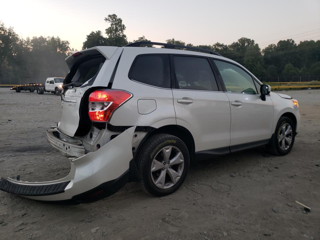 Image 3 of 2015 SUBARU FORESTER 2.5I LIMITED 2015 with VIN JF2SJAHCXFH409807