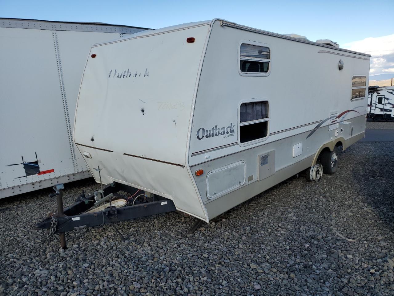 Image 2 of 2002 OUTB TRAILER 2002 with VIN 4YDT2602025901383