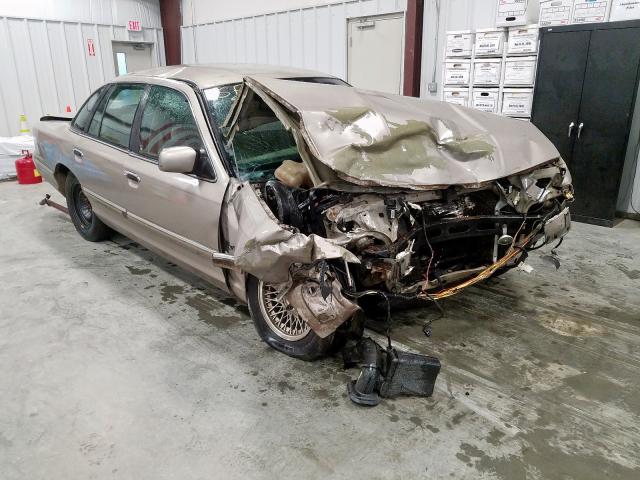 Image 1 of 1994 FORD CROWN VICTORIA LX 1994 with VIN 2FALP74W7RX169307