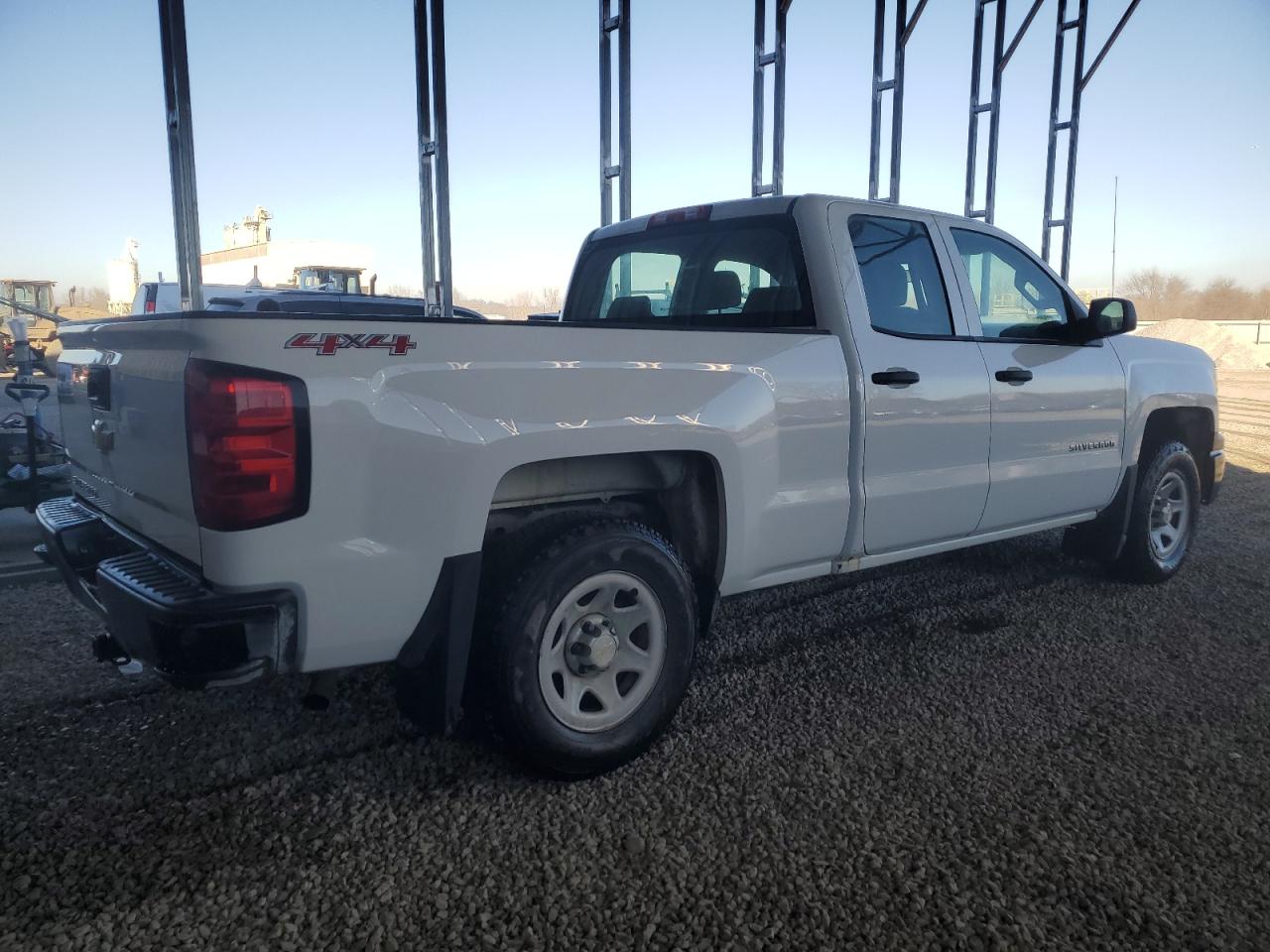 Image 3 of 2015 CHEVROLET SILVERADO K1500 2015 with VIN 1GCVKPEH4FZ353367