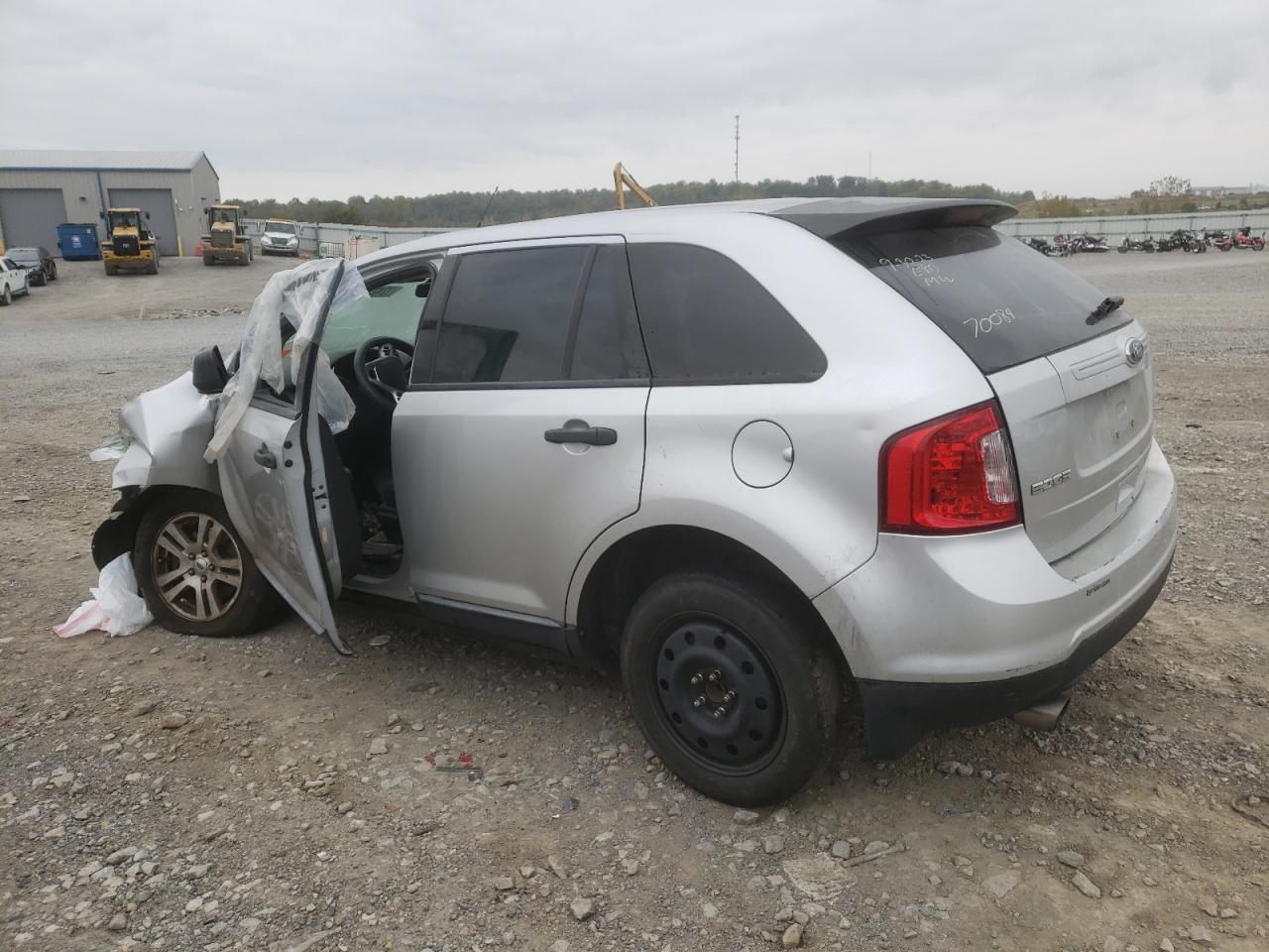Image 2 of 2011 FORD EDGE SE 2011 with VIN 2FMDK3GC5BBA49768