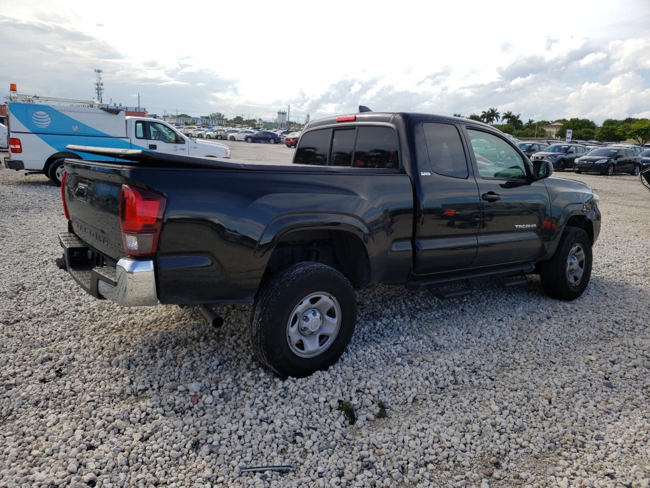 Image 3 of 2023 TOYOTA TACOMA ACCESS CAB 2023 with VIN 3TYRX5GN8PT068673
