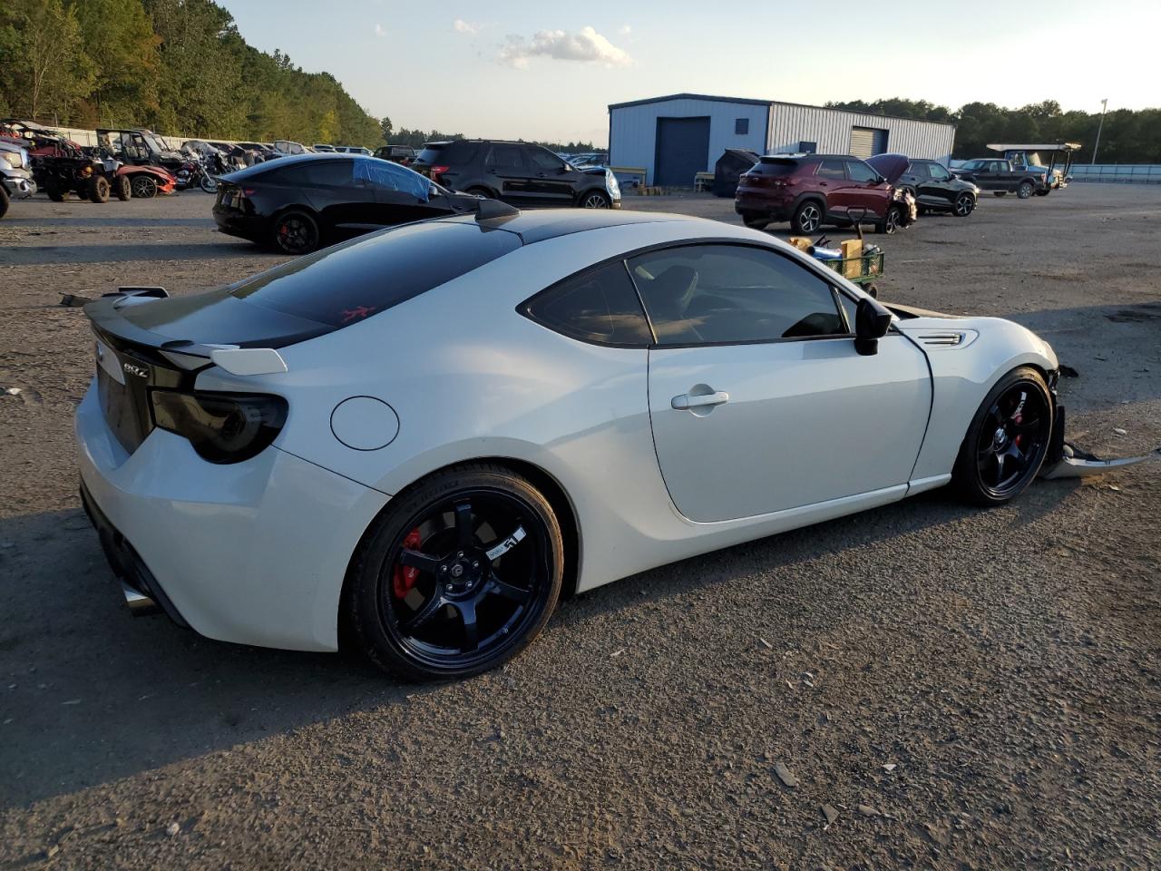 Image 3 of 2018 SUBARU BRZ 2.0 LIMITED 2018 with VIN JF1ZCAC1XJ9602853