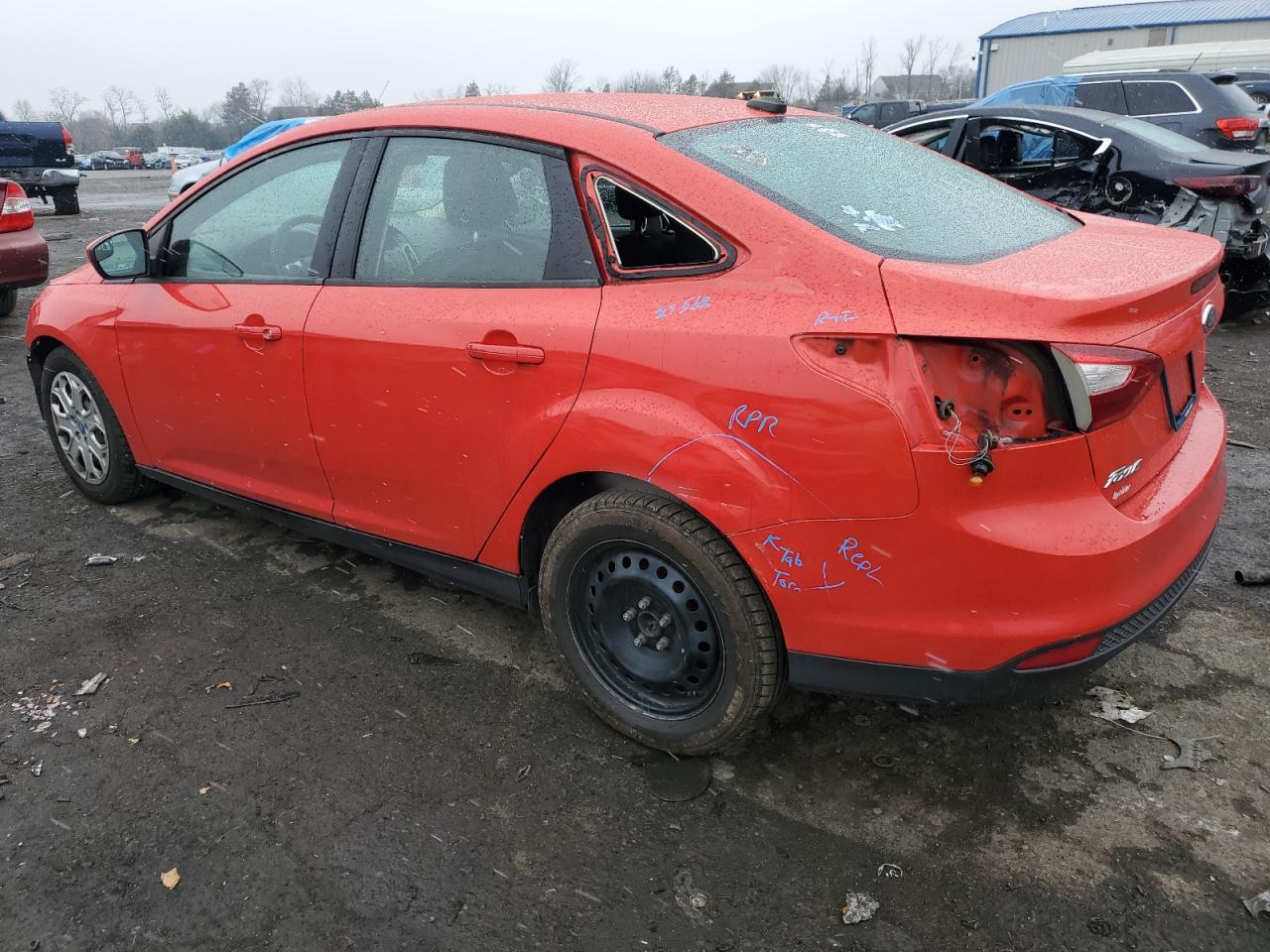 Image 2 of 2012 FORD FOCUS SE 2012 with VIN 1FAHP3F22CL296947