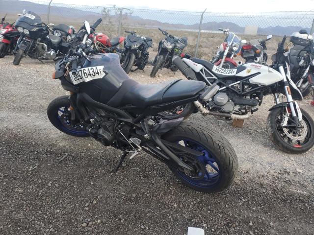 Obraz 3 z 2014 YAMAHA FZ09  2014 z VIN JYARN33E4EA000551