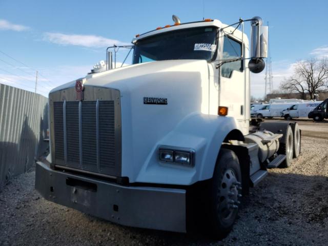 Image 2 of 2009 KENWORTH CONSTRUCTION T800 2009 with VIN 1XKDD09XX9J248497