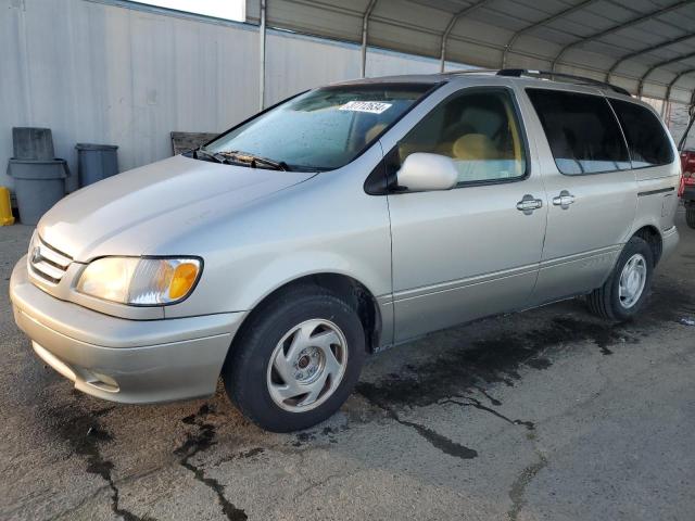 Image 1 of 2001 TOYOTA SIENNA LE 2001 with VIN 4T3ZF13C71U369646