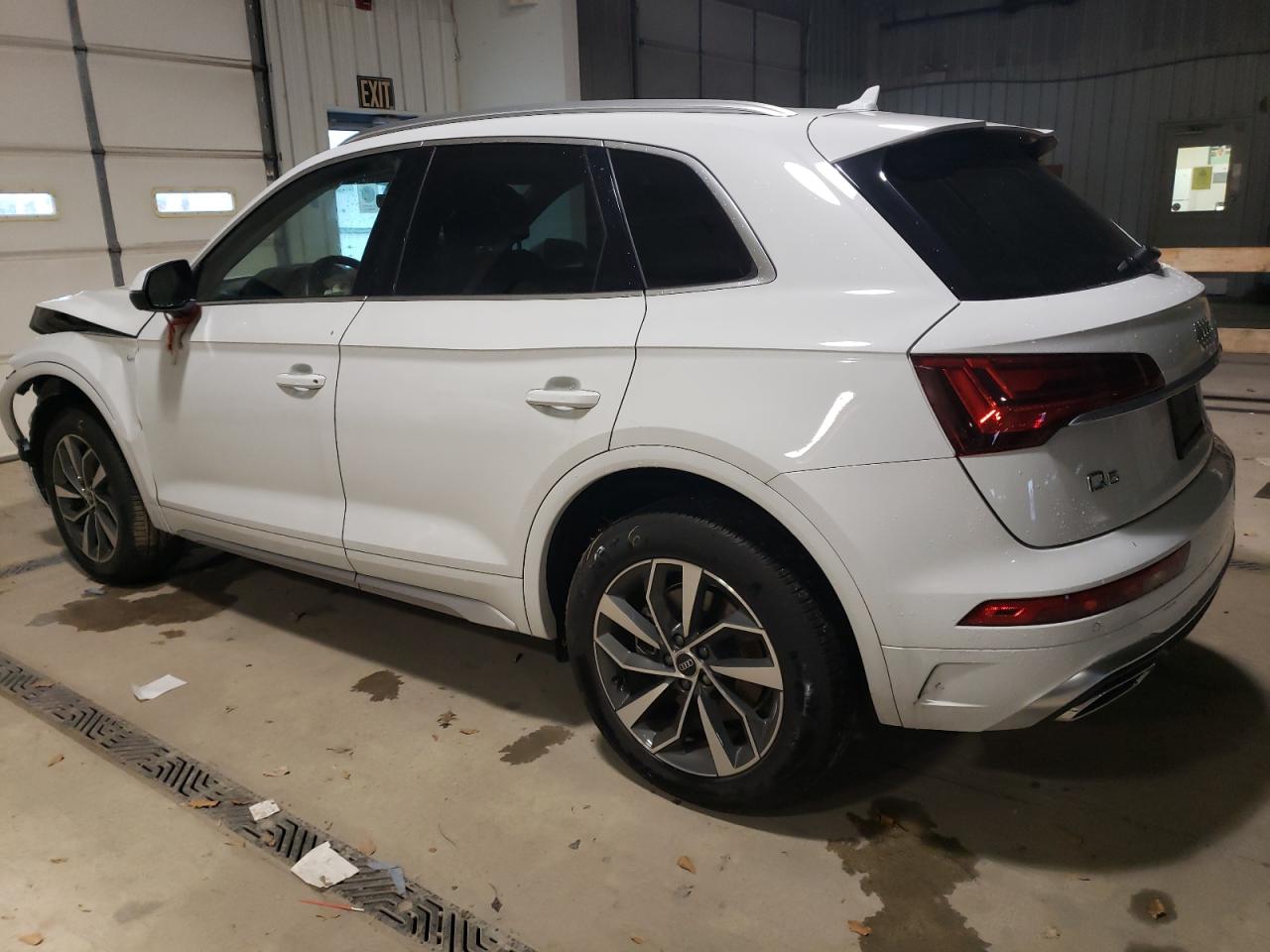 Obraz 2 z 2022 AUDI Q5 PREMIUM PLUS 45 2022 z VIN WA1EAAFY2N2106476