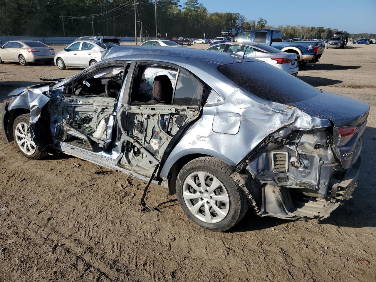 Obraz 2 z 2020 TOYOTA COROLLA LE 2020 z VIN JTDEPRAE7LJ110851