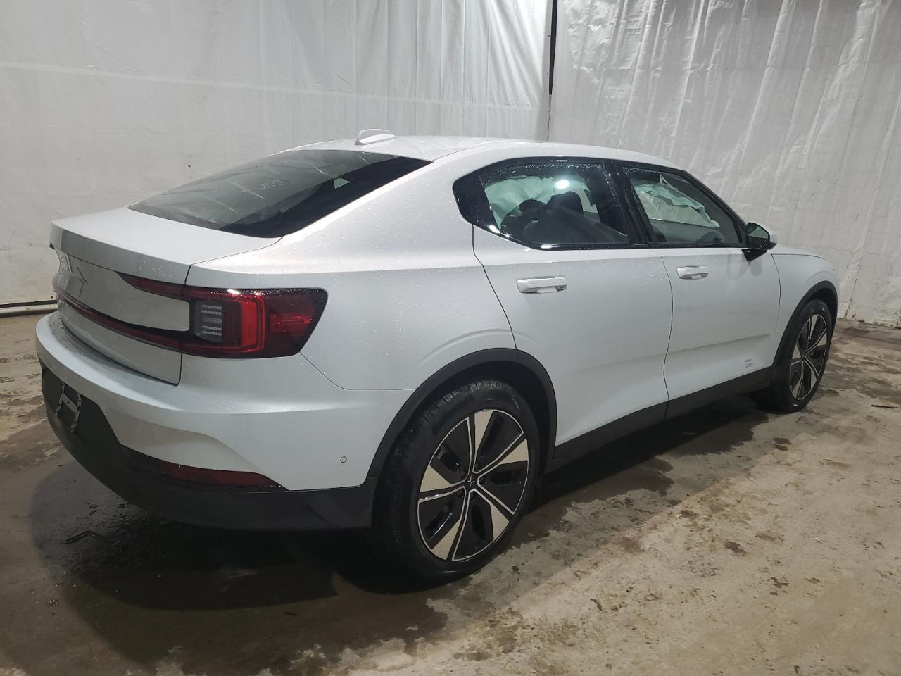 Obraz 3 z 2023 POLESTAR 2  2023 z VIN YSMEG3KA0PL155492