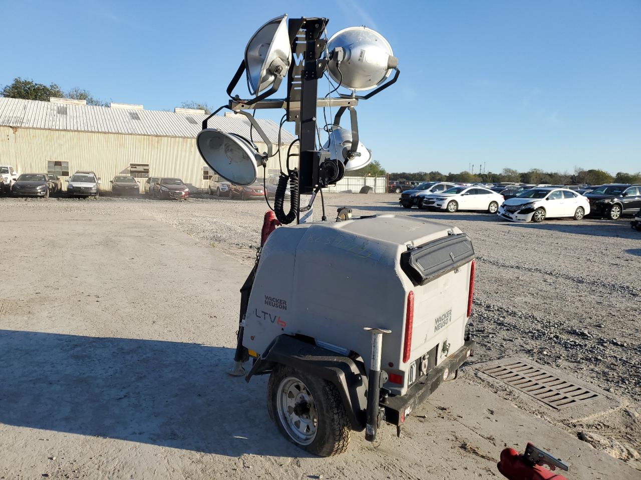 Image 3 of 2021 OTHER LIGHTTOWER 2021 with VIN 5XFLV0415MM001205